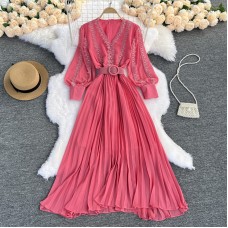 Travel Vacation Beach Dress V-Neck Temperament Ladies Stitching Lace Pleated Long Skirt
