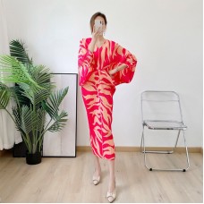 Pleated Batwing Sleeve V-neck Dress Spring Summer New High Fashion Printed Large Size Long Designer Clothes