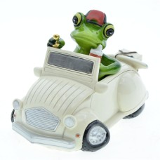 Home decoration for couples driving frog resin ornaments
