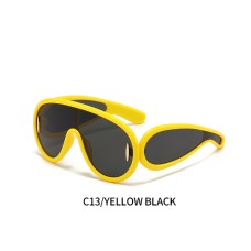 Cool new European and American network red with the same one-piece large frame toad glasses sunglasses