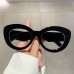 Cat eye shaped anti blue light eyeglass frame for street photography, appearing slim, simple, and versatile flat light mirror