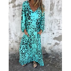 European and American Spring and Summer New V-neck Fashion Holiday Printed Dress