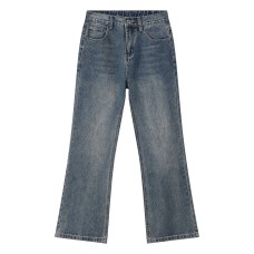 Mid Rise Jeans with Pockets