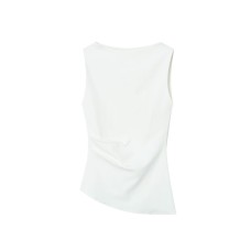Round neck sleeveless irregular hem slim fit T-shirt for women