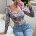 Square collar floral long sleeved crop top with exposed navel print for slim fit