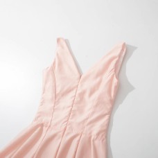 Elegant and Versatile Single-Button Midi Dress with 
