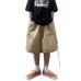 Loose cropped shorts with large pockets for casual wear