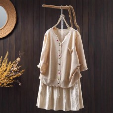 Small V-neck Design Colorful Button Three-quarter Sleeve Knitwear Loose Casual Literary Pocket Top