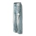 Broken hole for old cat washed loose jeans