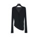 V-neck Slim Twist Top with Design Sense