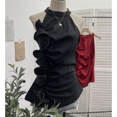 Sleeveless ruffled three-dimensional flower top
