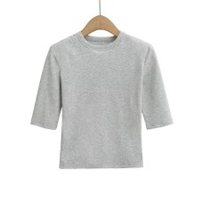 Round neck five quarter sleeve slim fit short T-shirt