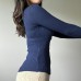 Solid color basic slim fit long sleeved top