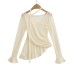 V-neck base shirt with flared sleeves T-shirt