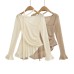 V-neck base shirt with flared sleeves T-shirt