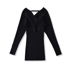 One shoulder V-neck long sleeved elastic knitted dress