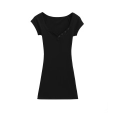 Short sleeved hip hugging skirt
