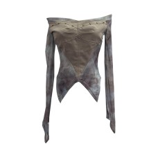 Irregular long sleeved top