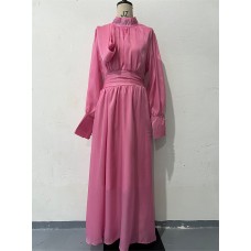 Dress design with a cinched waist and long sleeves
