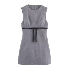 Round neck sleeveless bow with gray dress for women