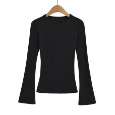 Round neck slim fit trumpet long sleeved base top T-shirt
