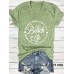 V-neck short sleeved t-shirt printed with Beach pattern