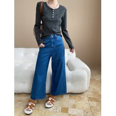 Fashionable Buttoned Half-Placket Round Neck Slim Fit Long Sleeve T-Shirt