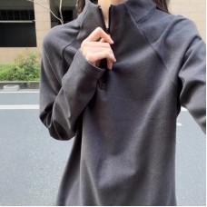 Dark Gray Half-Zip Thermal Innerwear Men's High Neck Long Sleeve T-Shirt with Raglan SleeveWarm Base Layer for Autumn and Winter Dark Gray Half-Zip Thermal Innerwear Men's High Neck Long Sleeve T-Shirt with Raglan SleeveWarm Base Layer for Autumn and Winter