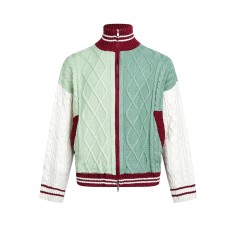 Half high neck knitted sweater color blocked jacquard sweater Half high neck knitted sweater color blocked jacquard sweater
