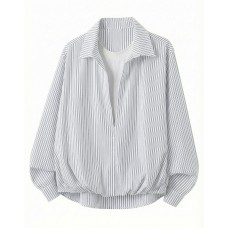 Striped deep V-fake two-piece long sleeved top Striped deep V-fake two-piece long sleeved top