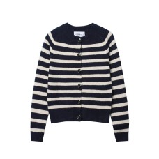 Round neck striped knit