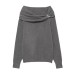 Metal inlaid off shoulder knitting
