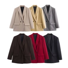 Solid color double breasted suit