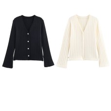 Versatile flared sleeve four knit cardigan