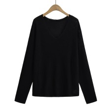V-neck loose long sleeved top