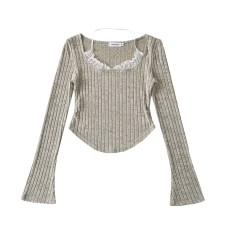 Lace neck hanging curved hem long sleeved top