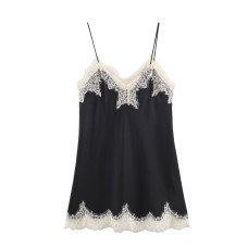 Color blocked lace satin textured top
