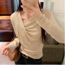 Chic V-Neck Twisted Pleated Asymmetrical Long Sleeve Knit Top for Women