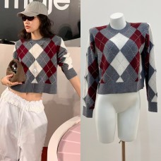 French Grid Rhinestone Decorated Round Neck Short Knit Top for Women