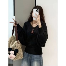 Lazy V-neck Sweater with Batwing Sleeves