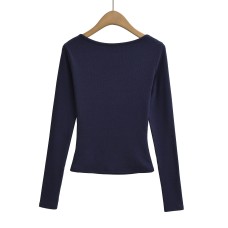 Slim fit long sleeved pullover T-shirt
