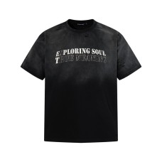Spray painted vintage letters short sleeves Spray painted vintage letters short sleeves