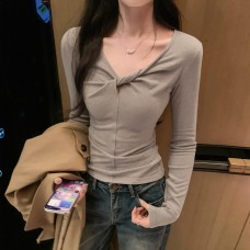 Knotted V-Neck Fitted Inner Layer Top for Women