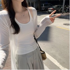 Tencel Lightweight Semi-Transparent White Slim-Fitting Inner Layer Top