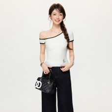 Chic White Asymmetrical Shoulder Sleeveless Knit Top