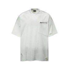 Spray painted short sleeves with dirty holes