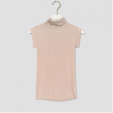 Elastic sleeveless T-shirt