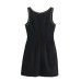 Versatile contrasting lace sleeveless dress