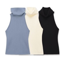 High neck sleeveless straight top High neck sleeveless straight top