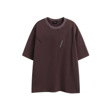 Deconstructing letters and short sleeves to create an old look